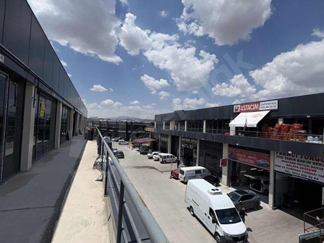 POLAT LİVE EMLAK'TAN SİNCAN SEHAŞ ARENA'DA 75MT2 SATILIK DÜKKAN