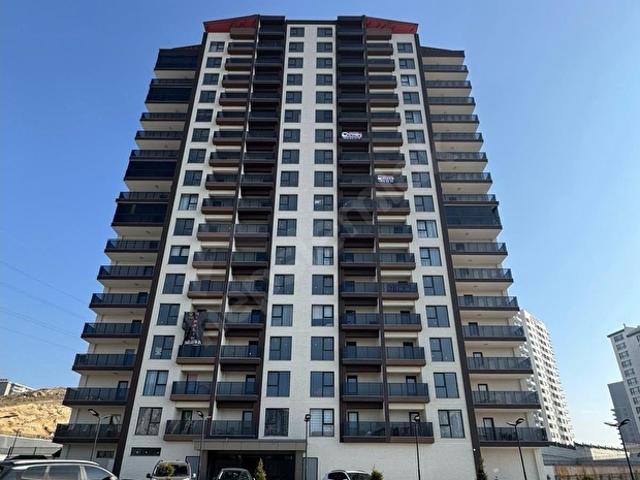 POLAT LİVE'DAN YÜKSEK KAT MANZARALI YATIRIMLIK 1+1