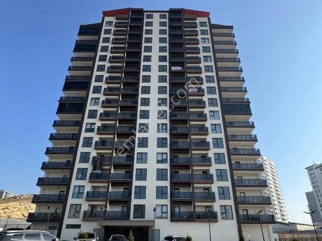 Polat Live'dan Yüksek Kat Manzaralı Yatırımlık 1+1