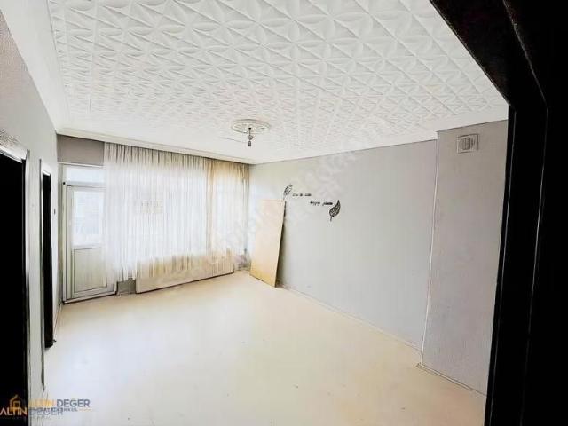 Polatlı İnönü Caddesine Cepheli Yatırımlık 3+1 Daire