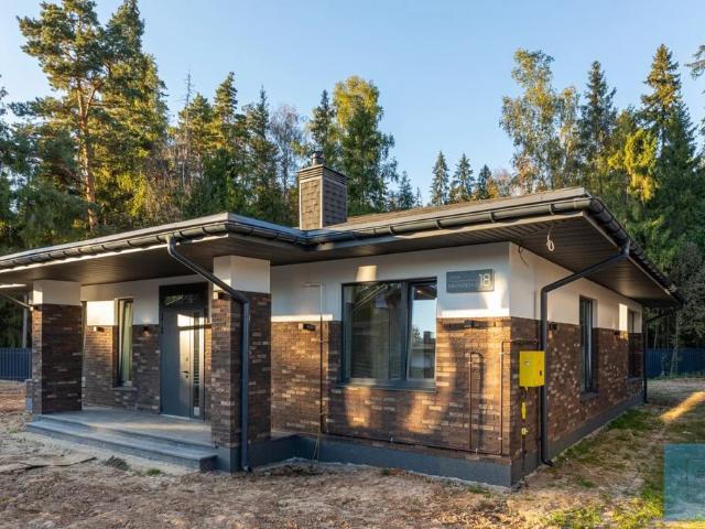 Полежайки д, Солнечногорский р н, Пятницкое шоссе,40 км, 1