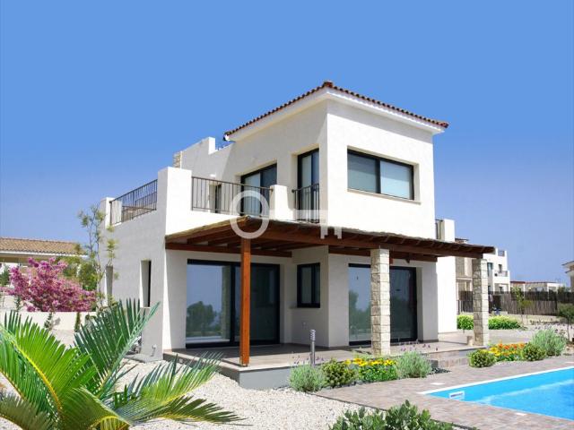 Polecam nowoczesną willę 121 m² z prywatnym basenem w Pafos