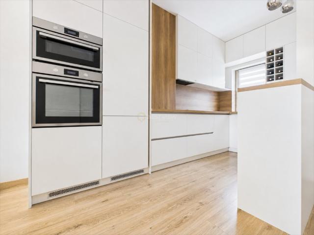 Polecam nowoczesny segment 115 m² z ogrodem na Wawrze