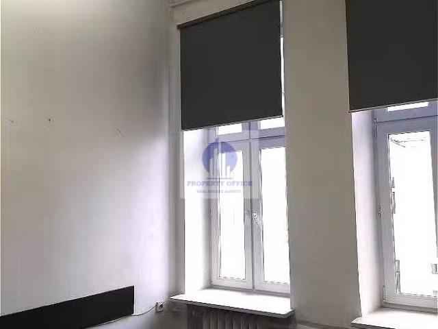 Polecam biuro 19 m² w kameralnej kamienicy Śródmieścia