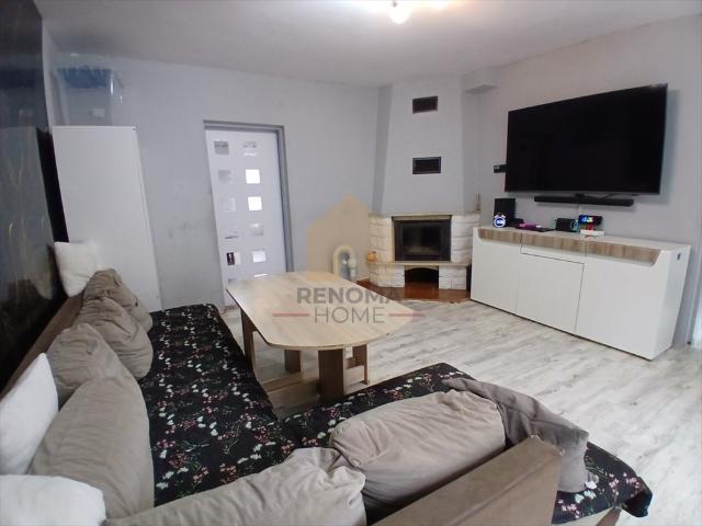 Polecam funkcjonalne 48,68 m² mieszkanie z kominkiem i pomieszczeniami gospodarczymi