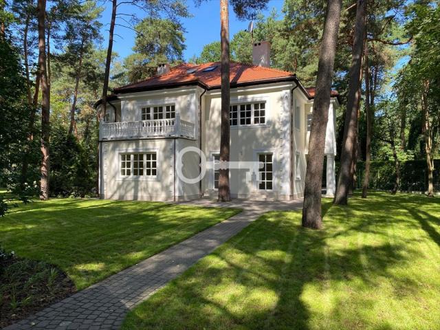 Polecam luksusową willę 460 m² w Konstancinie Jeziornej