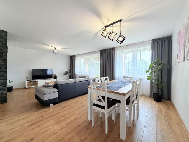 Polecam przestronny dom 187 m² po remoncie, ogrzewanie podłogowe