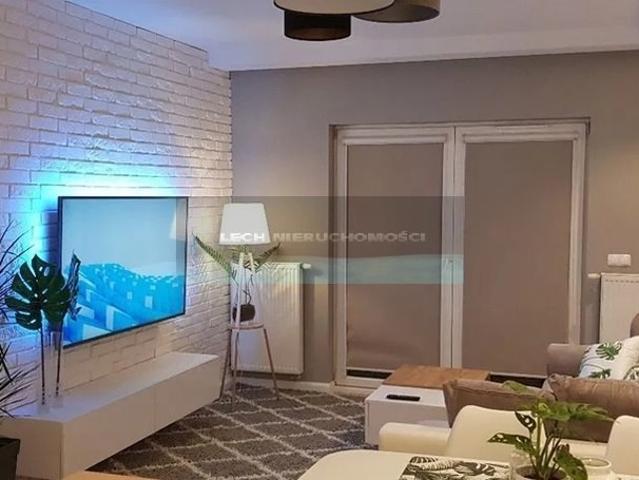 Polecam przestronne 4 pokojowe mieszkanie 84 m² z ogródkiem w Ursusie