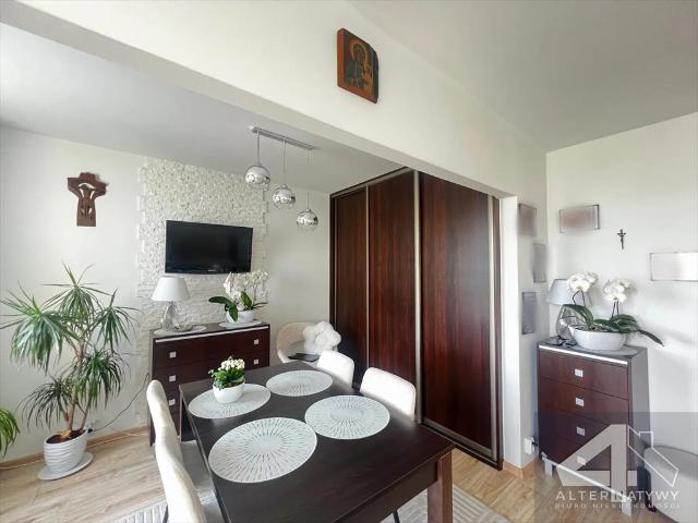 Polecam 2 pokojowe mieszkanie 48 m² od zaraz w Knurowie