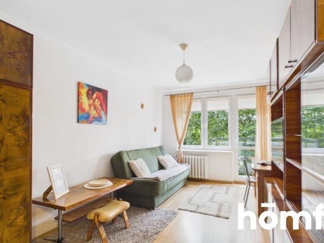 Polecam 3 pokojowe mieszkanie 49 m² z balkonem i potencjałem inwestycyjnym