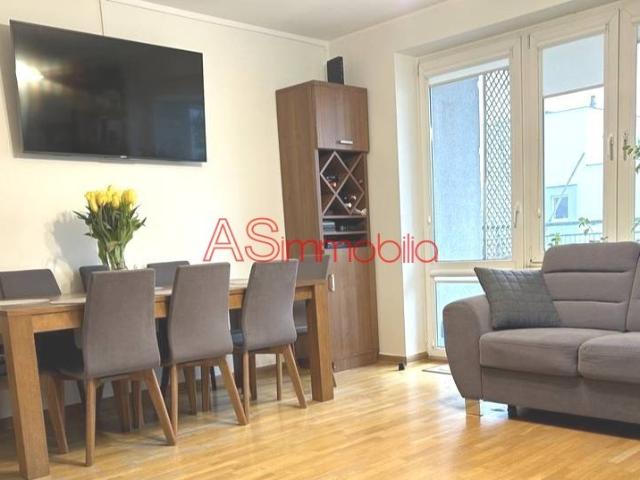 Polecam 69 m² słoneczne mieszkanie na Ursynowie z loggią i garażem