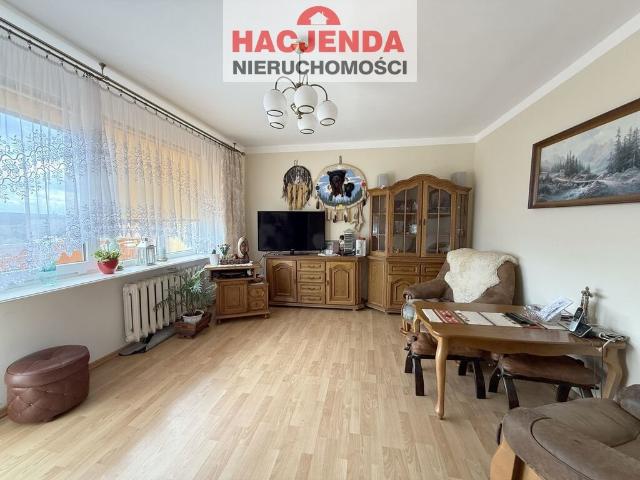 Police, Zygmunta Wróblewskiego, 65,96 m2