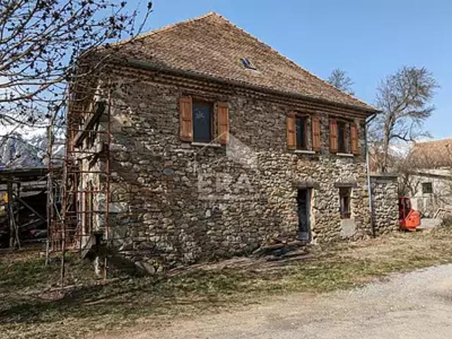 Poligny 05500 Achat / Vente divers