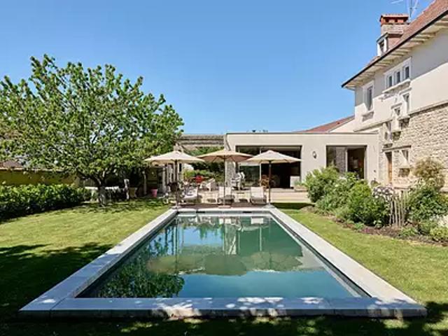 Poligny 39800 Achat / Vente maison 10 pièces t10 piscine terrasse