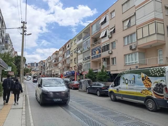 Poligon Metrocıkışı Yakını Sahile 500mt Bakımlı