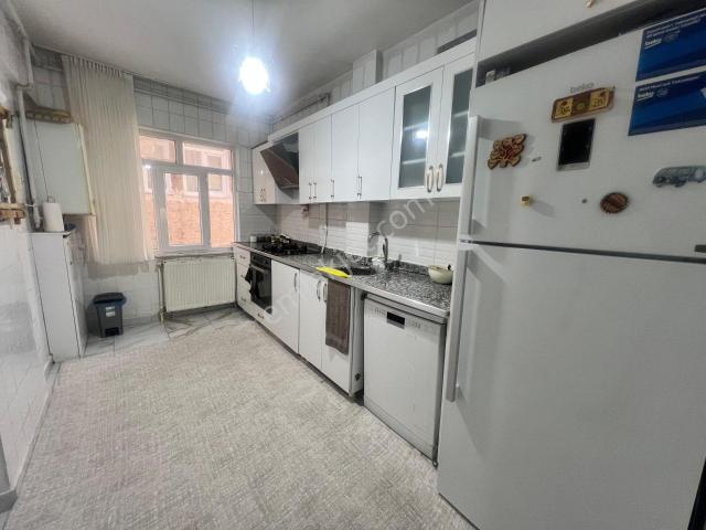 Polis Okulu Tan Yapı Yapışığı Satılık 3+1 Asansörlü Daire