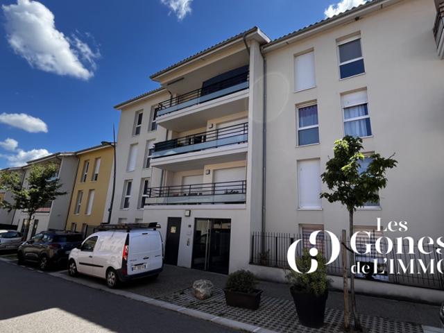 POLLIONNAY, T3 récente de 65,31m2 + parking