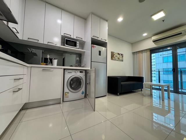 Popular Unit in KLCC Area Mercu Summer Suites