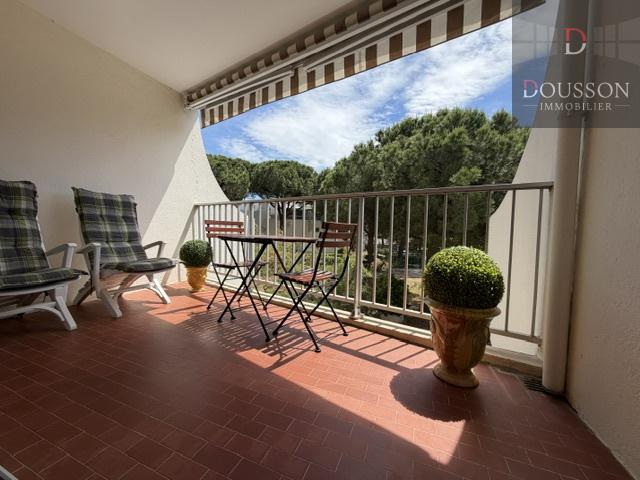 PORT CAMARGUE STUDIO CABINE 27.58M2 AVEC PARKING ET CELLIER