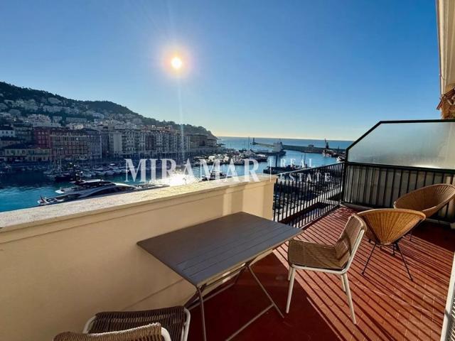 Port de Nice: Rare Dernier Etage