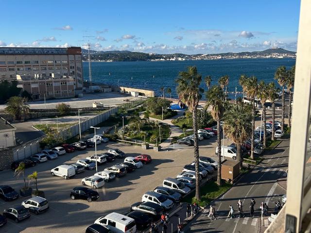 PORT DE PLAISANCE TOULON VUE MER DES CHAMBRES