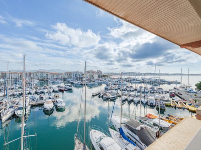 PORT FREJUS