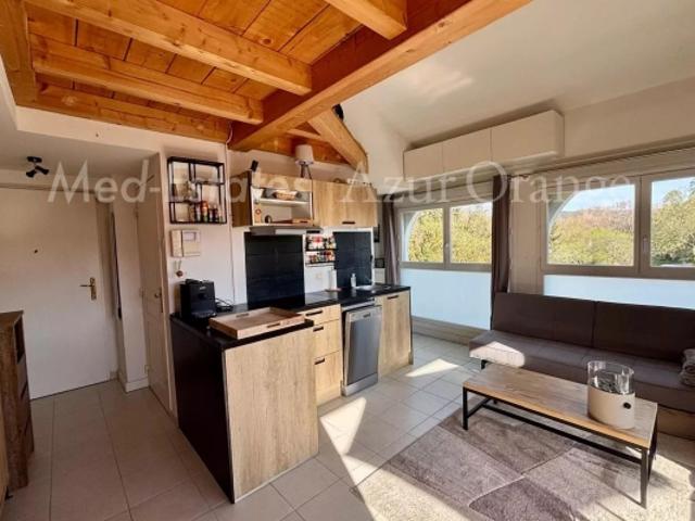 Port Grimaud | Appartement rénové à pied de la plage et des commerces