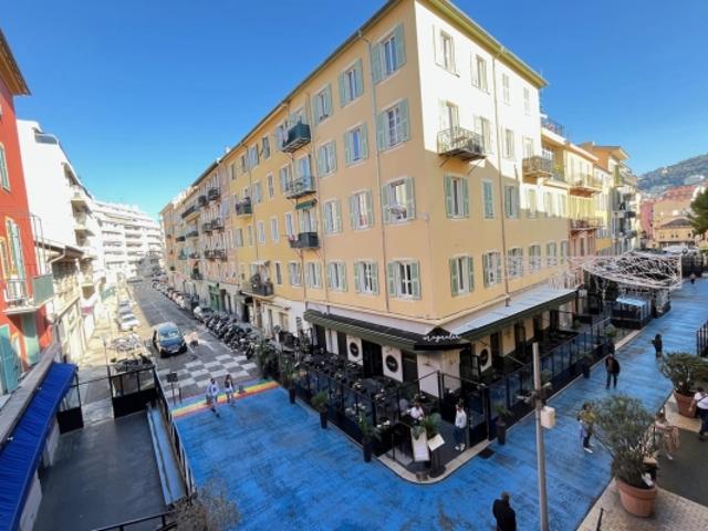 PORT PLACE DU PIN 127 M2 CALME VUE DEGAGEE VERDURE SOLEIL