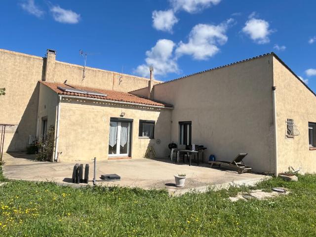 Port Saint Louis du Rhône Location Maison 13
