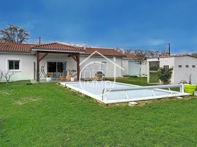 Port Sainte Foy: Maison de plain pied de 92m2 avec piscine sur terrain de 3000m2