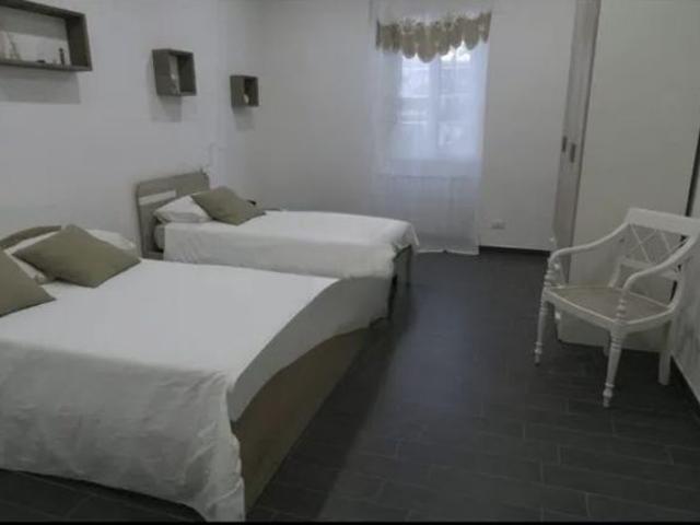 PORTA FURBA STANZA SINGOLA ARREDATA CON BAGNO PRIVATO