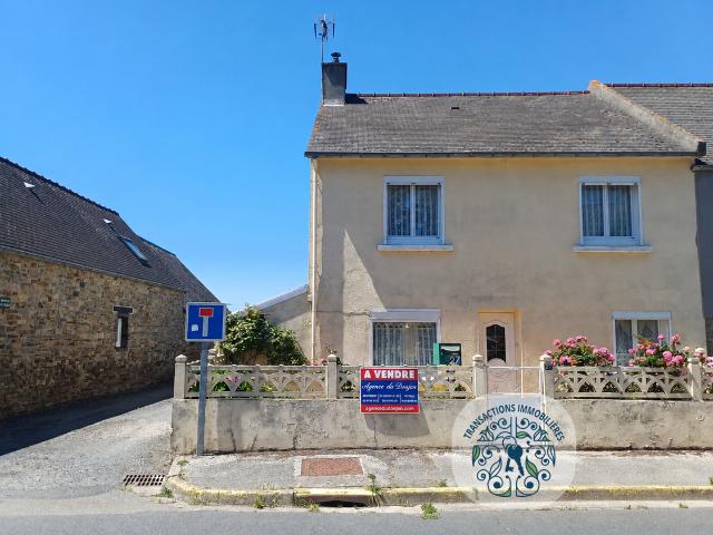 PORTBAIL SUR MER Ancienne maison à rénover à 650 m des commerces