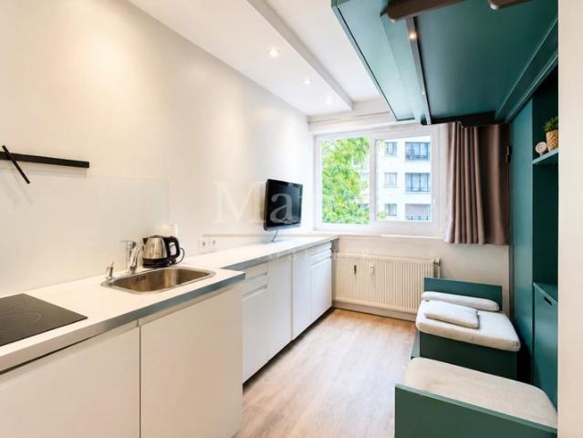 Porte Dauphine Studette