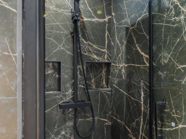 Porte de Champerret Lovely, fashionable apartment
