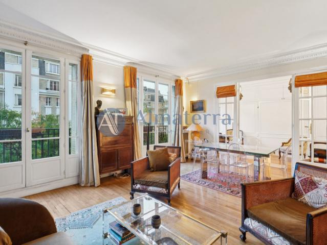 Porte de Saint Cloud 5 Pièces 3 chambres