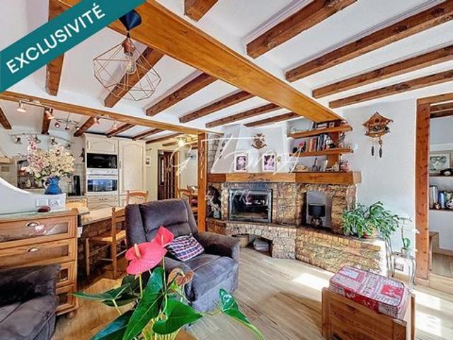 Porté Puymorens charmante maison familliale au coeur du village