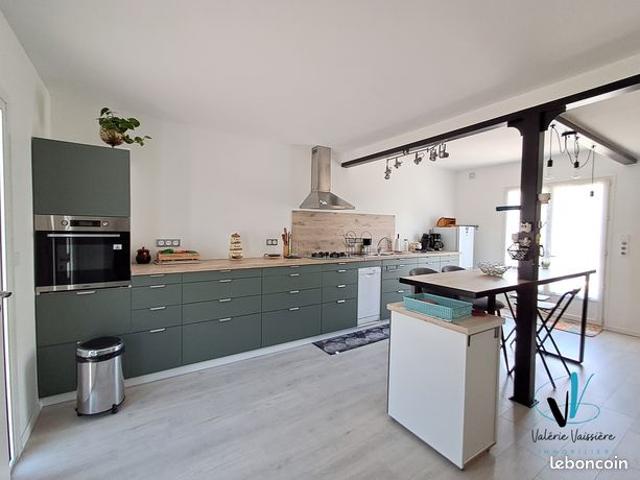 Portel des Corbières maison plain pied avec garage, jardin et dépendance