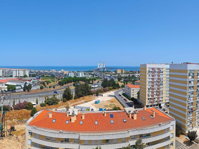 PORTELA 26 Apartamento T3 com vista Rio na Portela de Sacavém