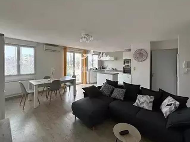 Portes lès Valence 26800 Location appartement 3 pièces t3 au dernier étage