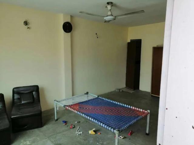 Portion for rent available near umer chowk minha jul quran Lahore Township ID 08477