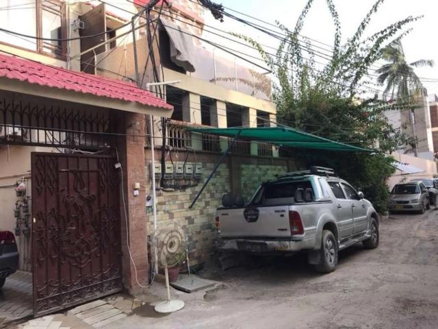 Portion for sale Karachi PECHS ID 26951