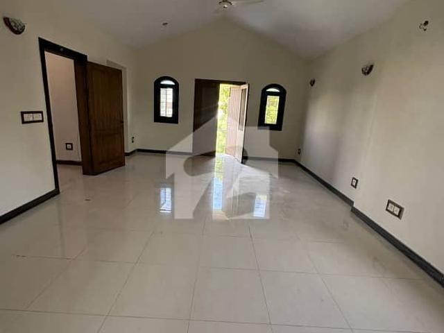 Portion is available for rent 500 yards dha phase 7
