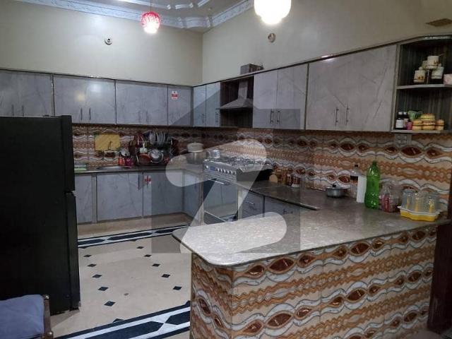 Portion 240 Yards 2nd Floor For Rent Available