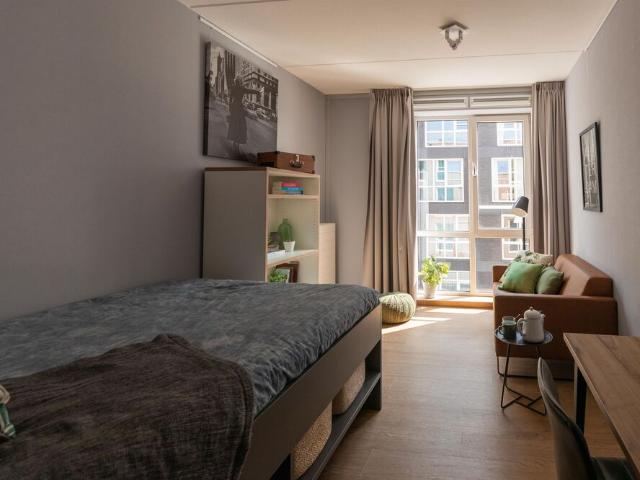 Portiekflat te huur in Diemen
