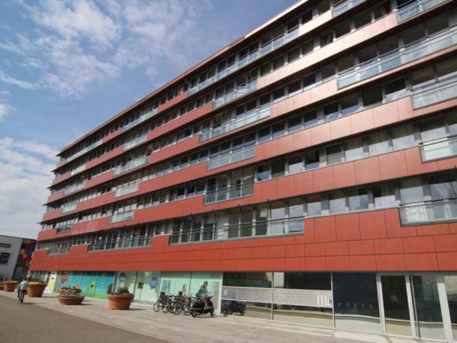 Portiekflat appartement te huur in Almere