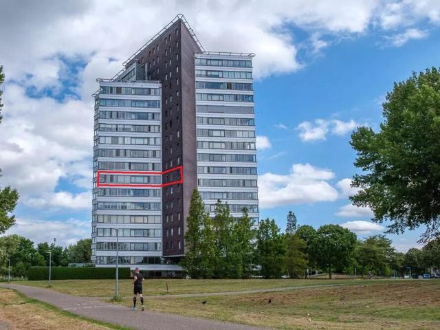 Portiekflat appartement te huur in Almere