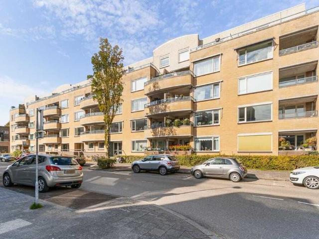 Portiekflat appartement te huur in Bussum
