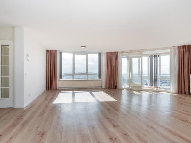 Portiekflat appartement te huur in Den Haag