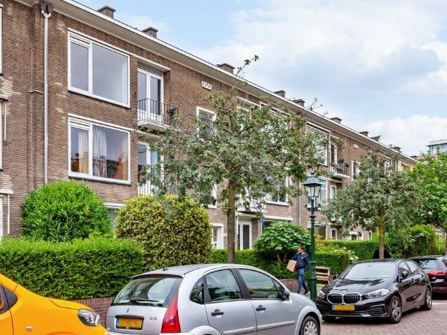 Portiekflat appartement te huur in Den Haag