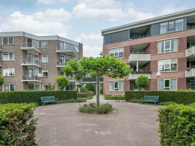 Portiekflat appartement te huur in Zevenbergen
